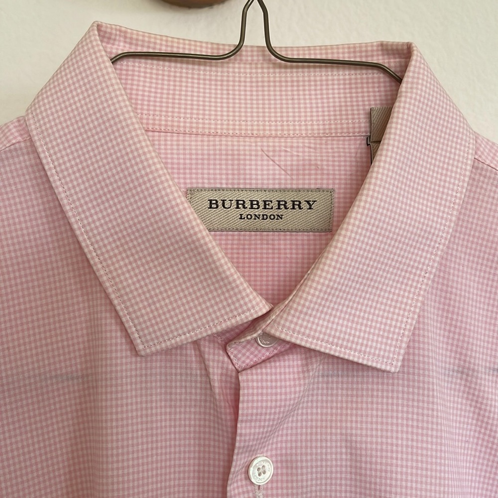 Burberry shirt purchased from Saks Fifth Avenue. Size 15 1/2-39